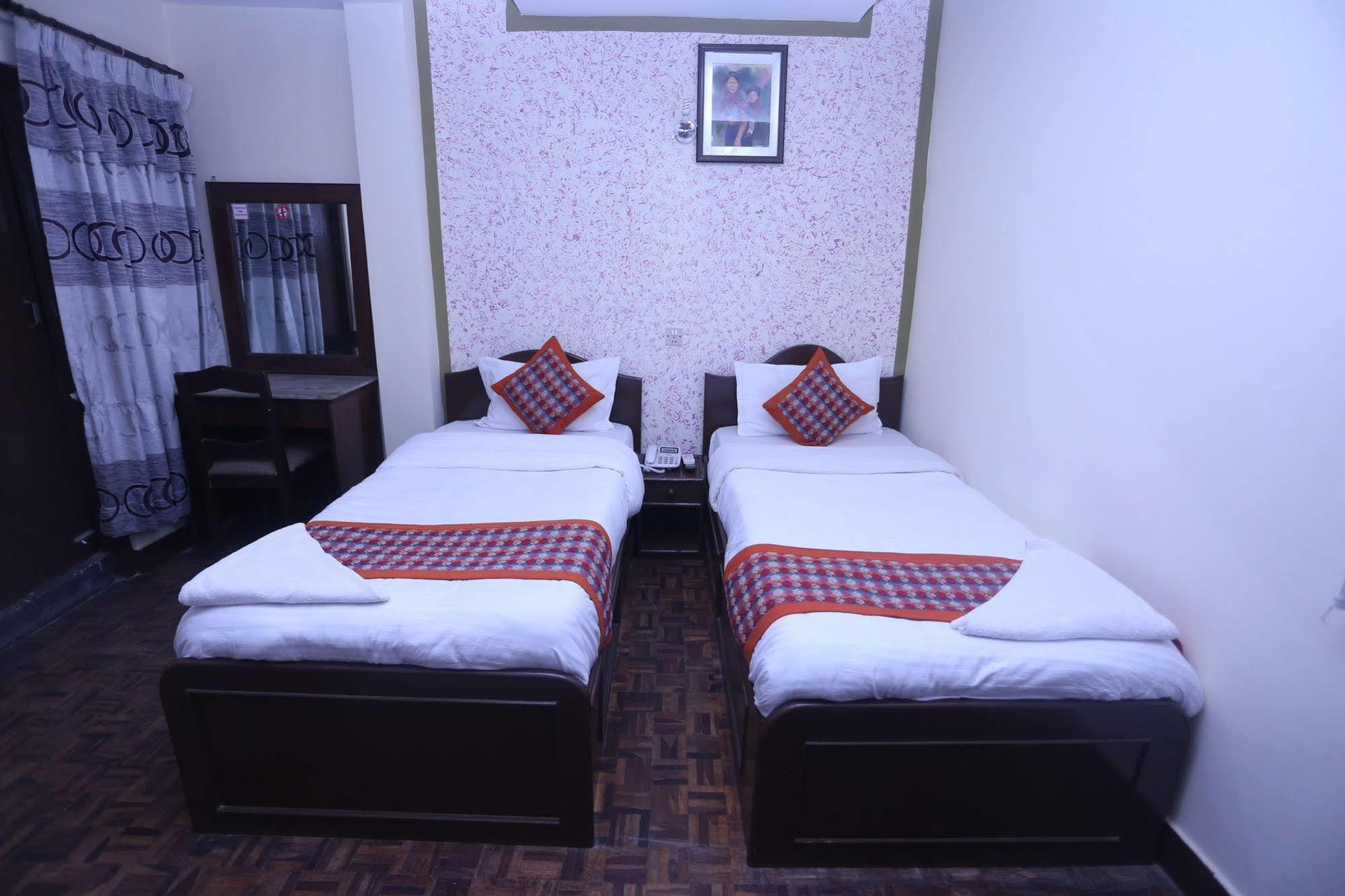 Oyo 153 Aster Hotel Nepal Kathmandu Esterno foto
